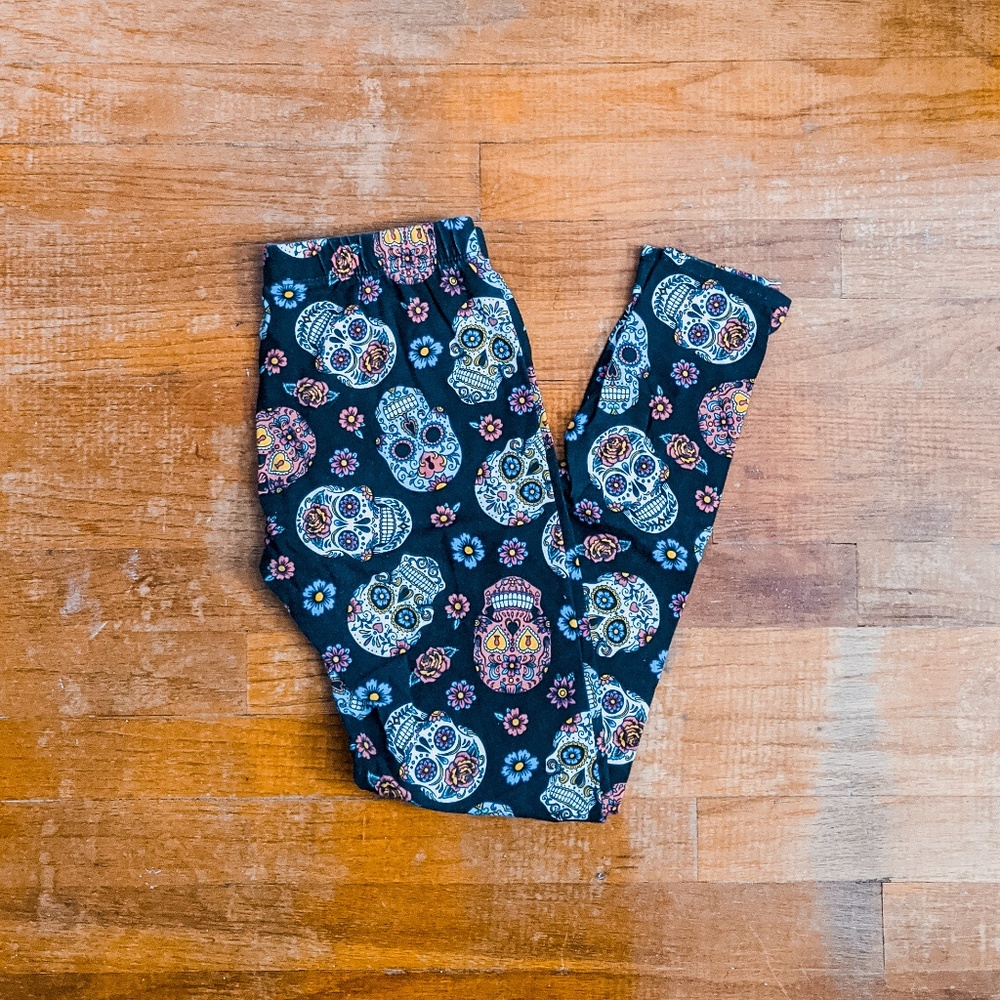 No Boundaries ⋆ Black Sugar Skull Leggings ⋆⚝